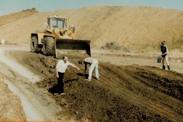 Tonabbau 1998 Schiefertonabbau 1998 Radlader Probe